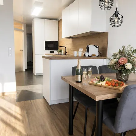 See- & Bergblick Oberteuringen 59 Mit Beheiztem Indoor-Pool Apartman *